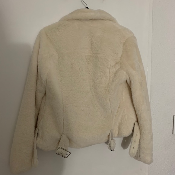 Sherpa Jacket - Picture 3 of 3